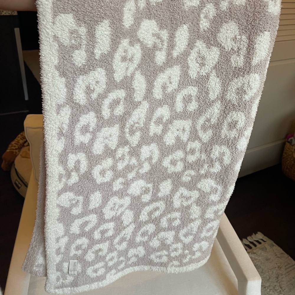 Barefoot Dreams In The Wild Throw Blanket